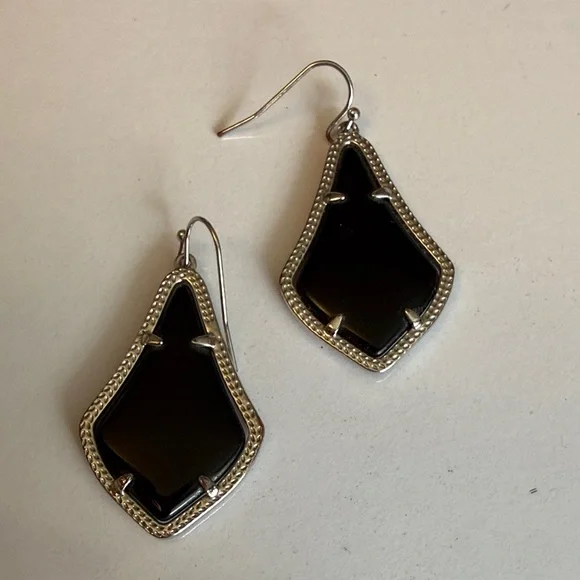 Black Opaque Teardrop Dangle Earrings with Silver-Tone Frame - Picture 4 of 5